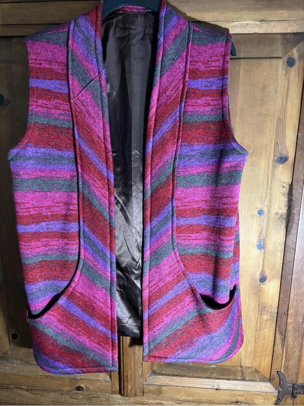 Vintage Striped Shawl Collar Sleeveless Vest in Pink and Red